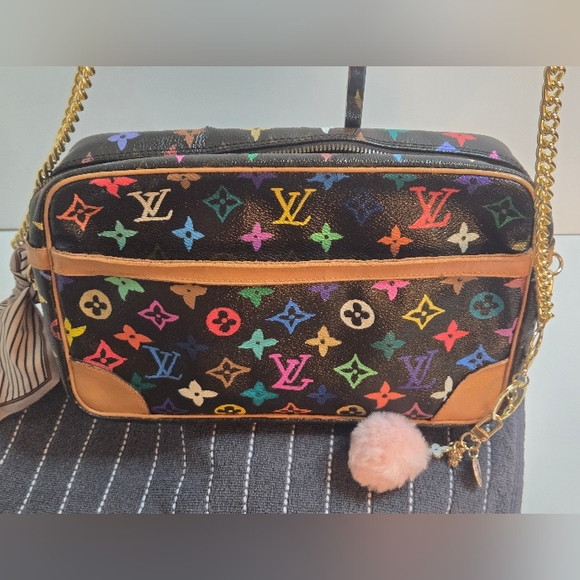 Louis Vuitton Handbags - Louis Vuitton Purse Multicolor